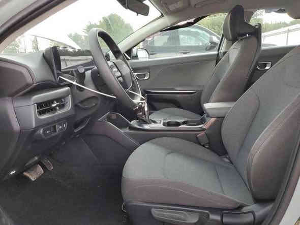 بالطريق ابيع واصله عمان بدون كمرك  السعر ١٤٠ ***********
