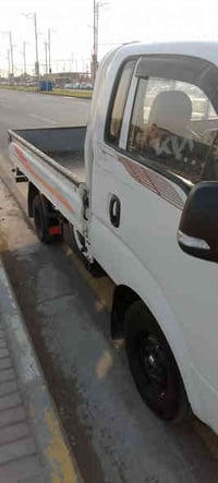 2018 للبيع سياره نظيفه خير من الله ما بيها نقص بيها بارد مكان السياره ...