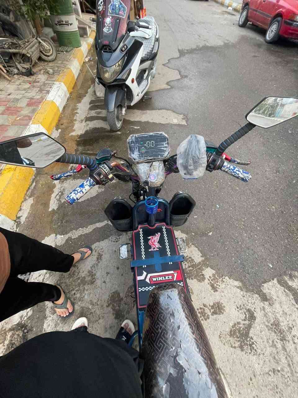 سلام عليكم دراجة شحن هيوشة موديل 2025 ست بطاريات دراجة بعده جديدة السعرر 700 وبيه مجال الاستفسار علة الرقم ***********
