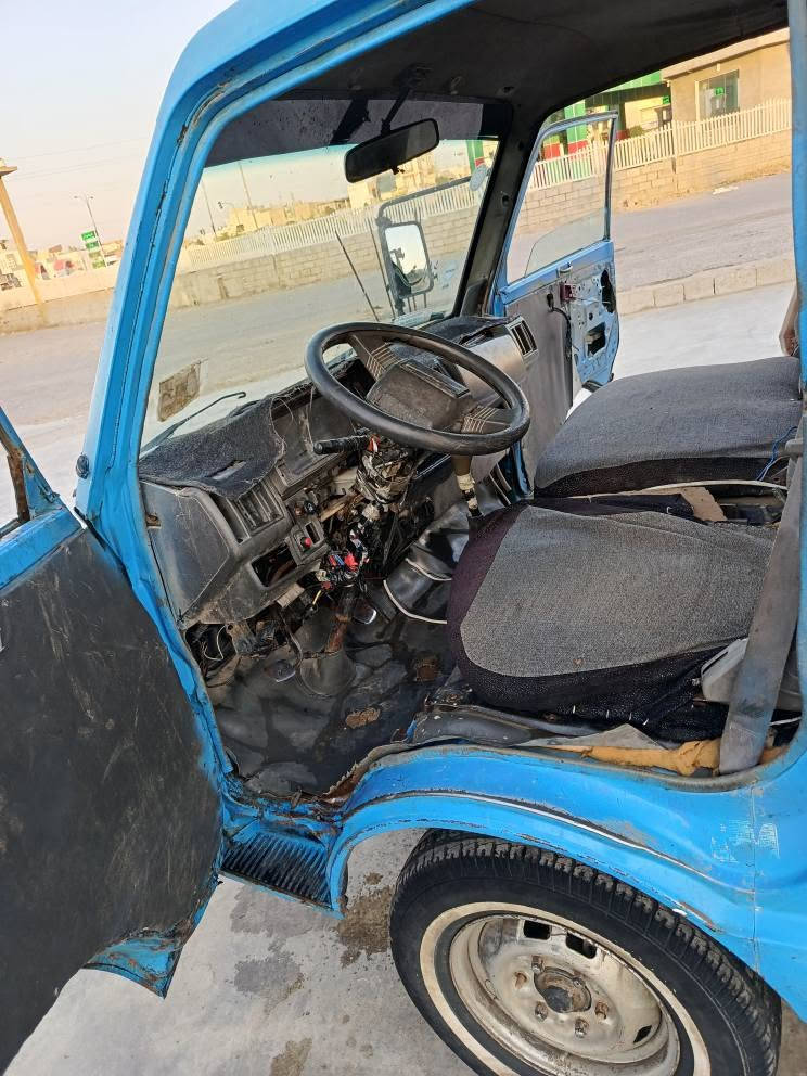 کیامۆدێل 1994
گێڕومەکینەو ئاکسلو شانسی بەشەرت 
سەرژمێری هەیە 
تایەی تازە 
جام پێشەوەی نەشکاوە 
چەمچەو ناو بۆدی پێوەیه 
سعر 16 گەڵا 
شوێن چەمچەماڵ شمشمل, السليمانية


**إذا كنت صاحب هذا الإعلان وتريد حذفه لأي سبب، رجاءا أرسل رسالة إلى الدعم الفني**