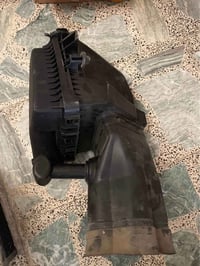 شباب انشاءالله الجميع بخير  هذه غراض للبيع   1-شوته موستنك ايكو نضيفة ...