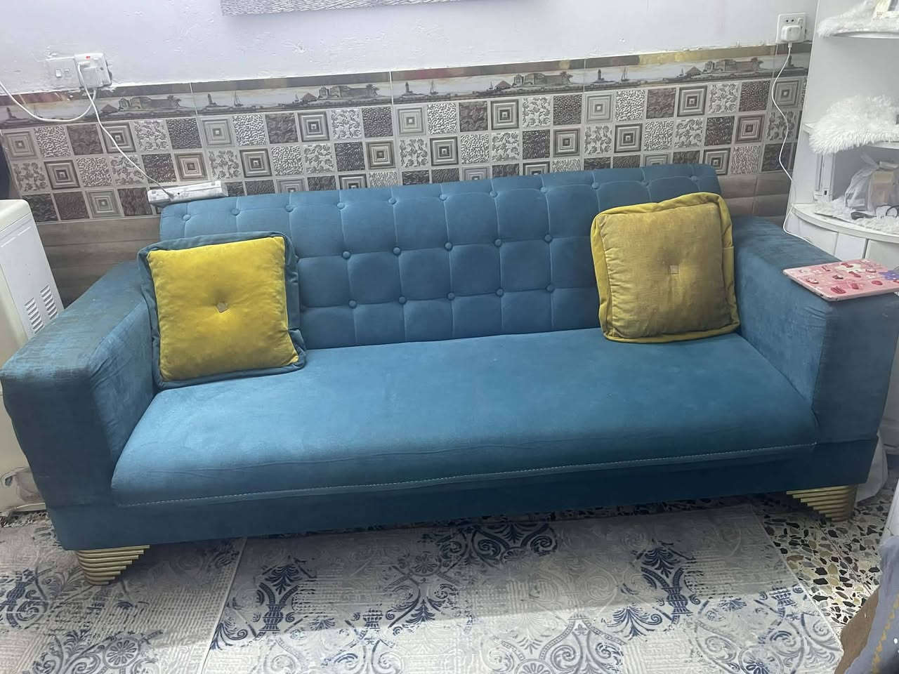 ***********
شراي يراسلني فقط ( واتساب )
غراض بيت مستعجله عليهن 
ثلاجه حجم كبير غساله الحافظ تخم تركي ١٠ مقاعد 
اسعار مناسبه عنوان بغداد الجديده شراي فقط واتساب
