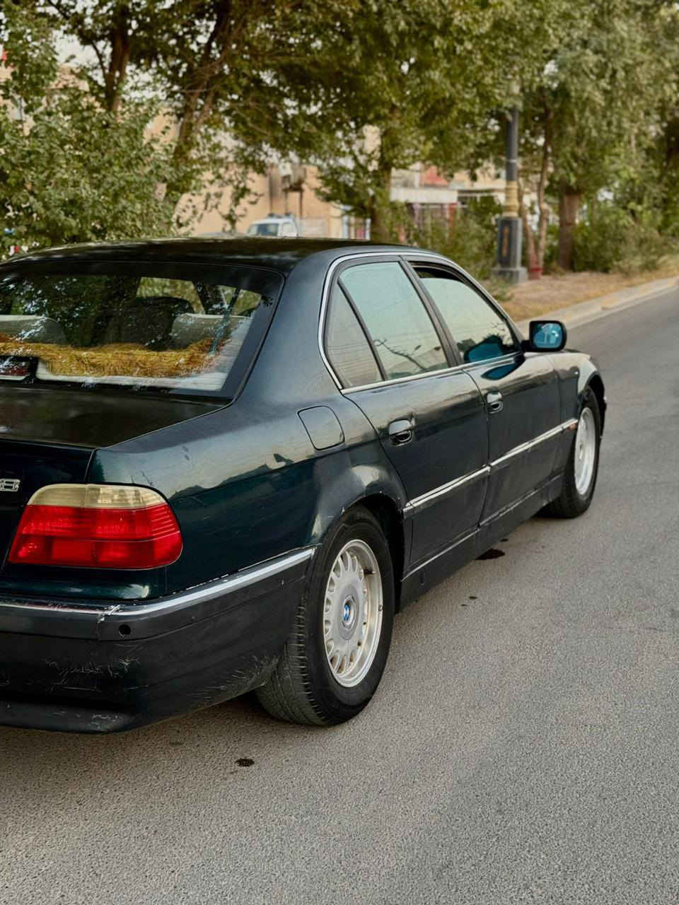 سلام عليكم BMW موديل 1999 محرك كير كهربائية كله بل شرط +شرط التحويل رقم كركوك السعر 60وبيها مجال قليل التفاصيل الباقيه اتصل على هاذ الرقم ***********
