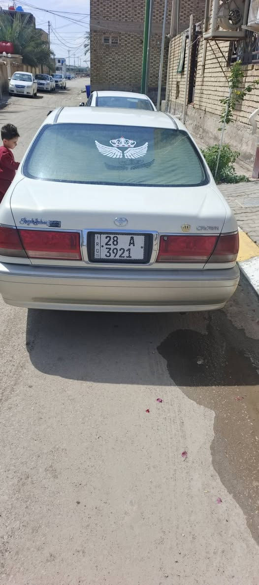 ملكة بسمي نكليزي نجف فول سيار
موديل 2003 كرتون بيه كص قمار سيار 4 دكم
سعر 115بيه مجال 
*********** مكان سيار بنجف
