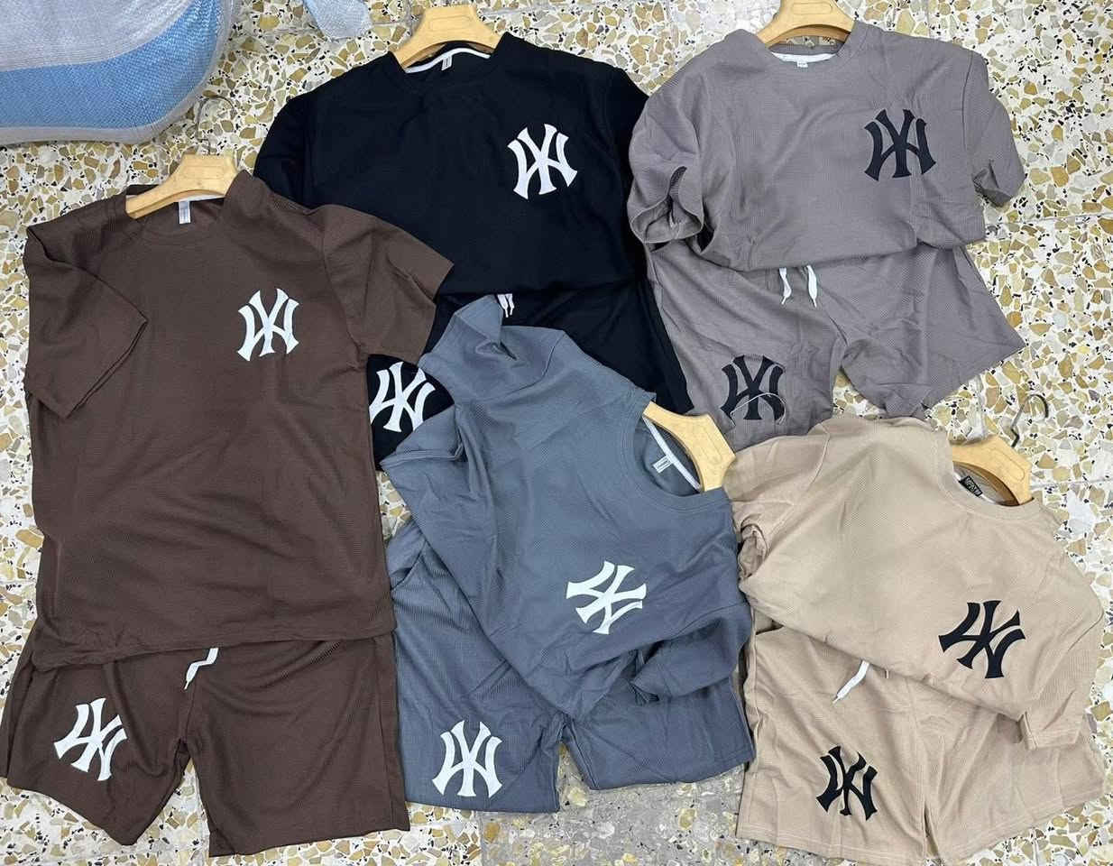 لحكوا عمي 6 الاف فقط 
سيت برمودا كامل مع تيشرت


**إذا كنت صاحب هذا الإعلان وتريد حذفه لأي سبب، رجاءا أرسل رسالة إلى الدعم الفني**