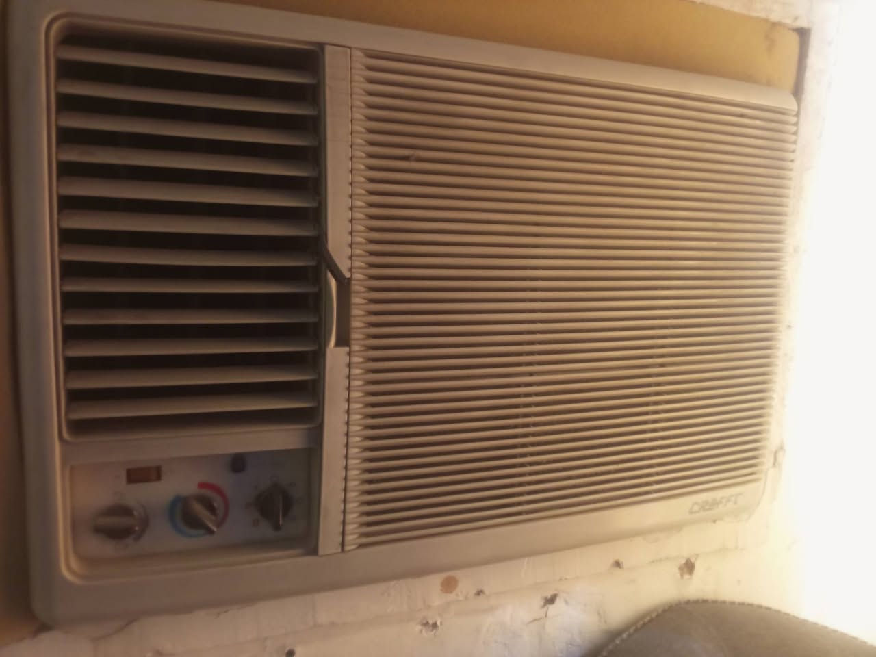 مكيف كرافت ٢طن بحاله جيده للبيع تدفئه وتبريد السعر ٢٢٥
بغداد اليرموك 
***********
