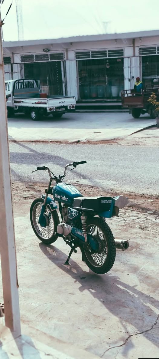 دراجه حربيه
محرك تايكر,2017 
الموقع ديالى الخالص قرية زنبور 
السعر 200  
الرقم ***********
