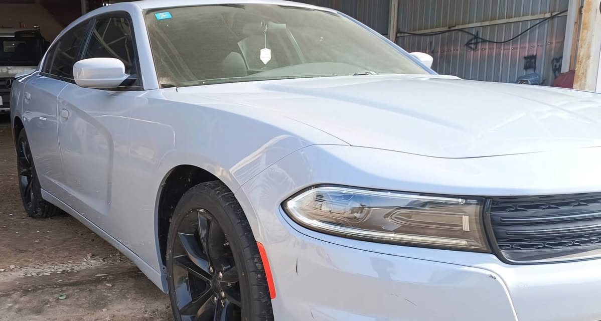 للبيع موديل 22 رقم بغداد ماشيه 30 تقرير غرق جاهزه شغاله من امريكا مكفوله السعر 265//// ***********
