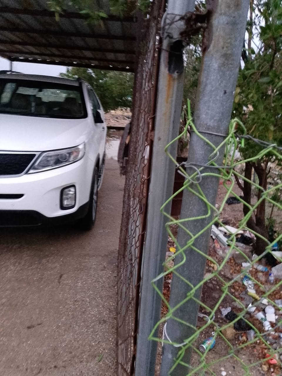 سلام عليكم 
كيه سورتوو ٢٠١٥ خليجيه فول عده الفتحه السياره مكفوله كفاله عامه تخم تاير جديد حداديه جديده مكينه وكير مكفولات كلشي شغال بسياره رقم واسط سنويه ٢٠٢٧ تحويل مباشر مكان الساره واسط كوت مركز المدينه سعر ١٧٠ وبيه مجال ***********
