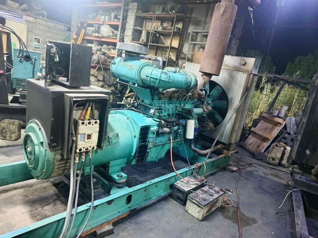 للبيع كمنز 5نص انجكتر زيتي استندر مولد ابلادي امريكي كام شفة جبر) توليد 400 كيفي مكان بغد‪اد تواصل ***********
