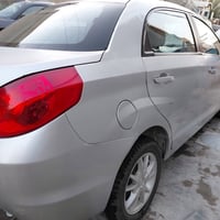 شيري فلاوين ٢٠١١ جنطة ماشية ١٤٠ الف تبريد ثلج كير ومحرك كلش زينات تخم ...
