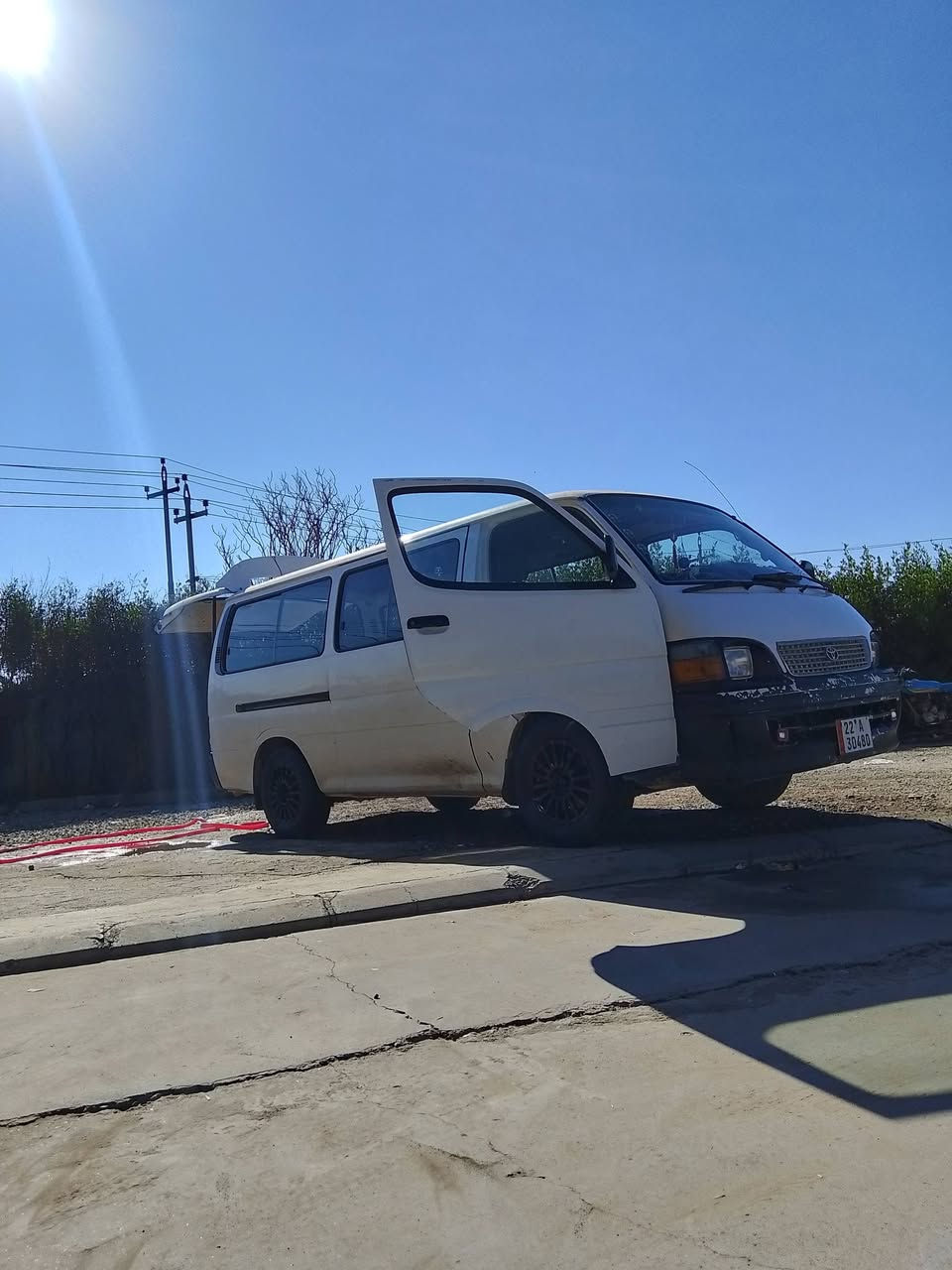 Toyota haice
سەیارەکە زۆر پاک و جوانە
مۆدێلی ٢٠٠١ و
مەکینە بەتەی گێڕ تۆماتیکە 
✅  ناوەوە پاک و ئامادەی 
رەقەم سەنەوی تازەیە
✅ هیچ کێشەیەکی نییە، تەنها سواربە و بڕۆ 
***********

