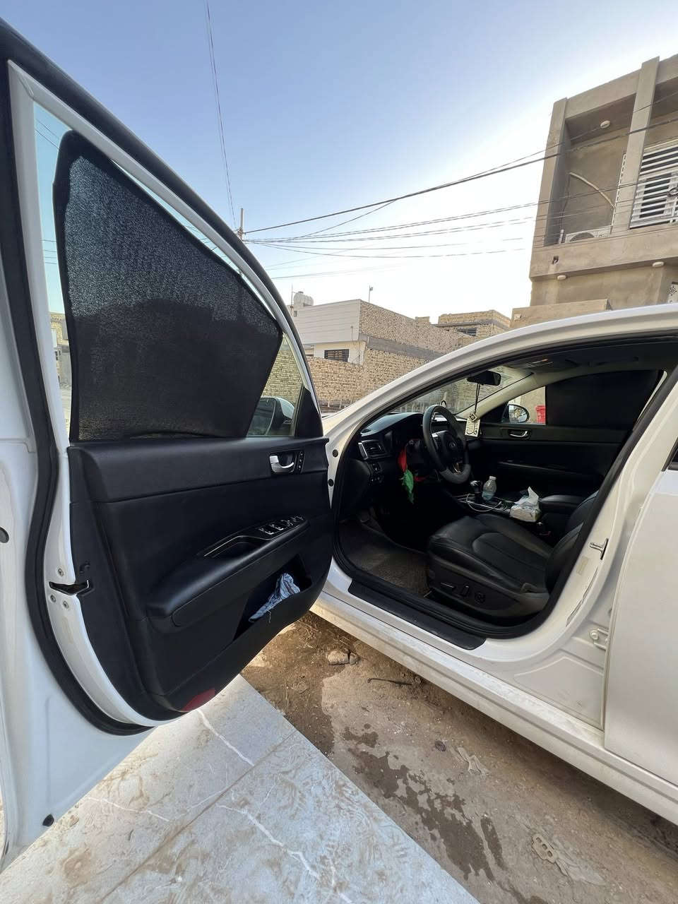 السلام عليكم
سياره اوبتما للبيع فول مواصفات ماعدا البنيراما
موديل18وارد امريكي 
باب خلفي بي 4اصابع مرجع بارد
كشنات كهربائيه 
سياره بصمه 
سياره بااسمي تحويل ثاني يوم 

‭***********‬اتصال او مراسله
