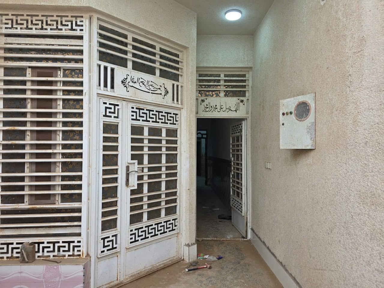 السلام عليكم دار للبيع في نهاوند 11
المساحة 100m
طابقين بناء حديث جديد
للاستفسار ***********
