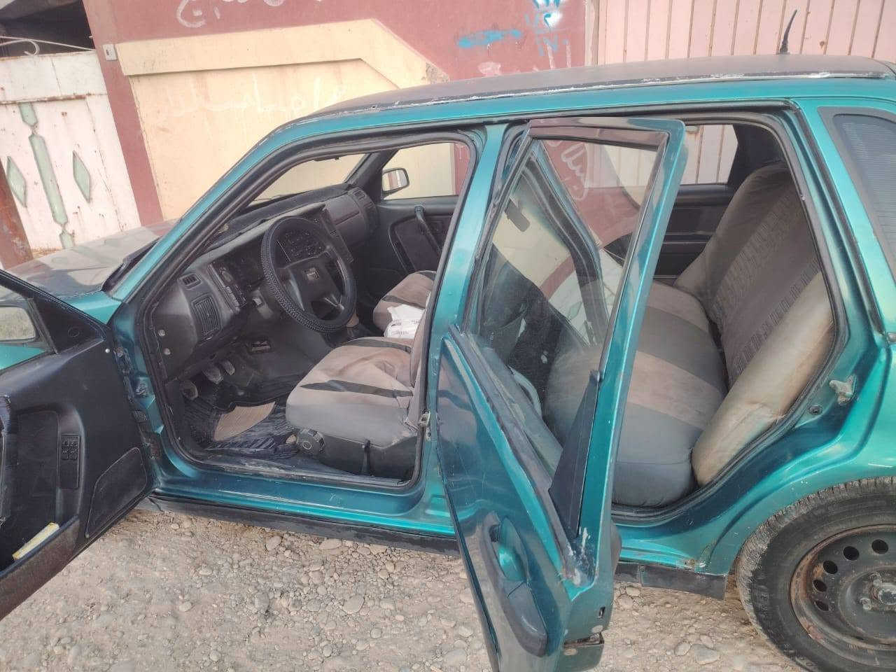 فالفو موديل 95 كير عادي كوبون ماستر  بانزين بيها سنوية جديدة ورقم انكليزي وطني هزة جديدة  
سعرها 19 
السيارة اني الشري مالها ب اسمي
*********** موصل, نينوى
