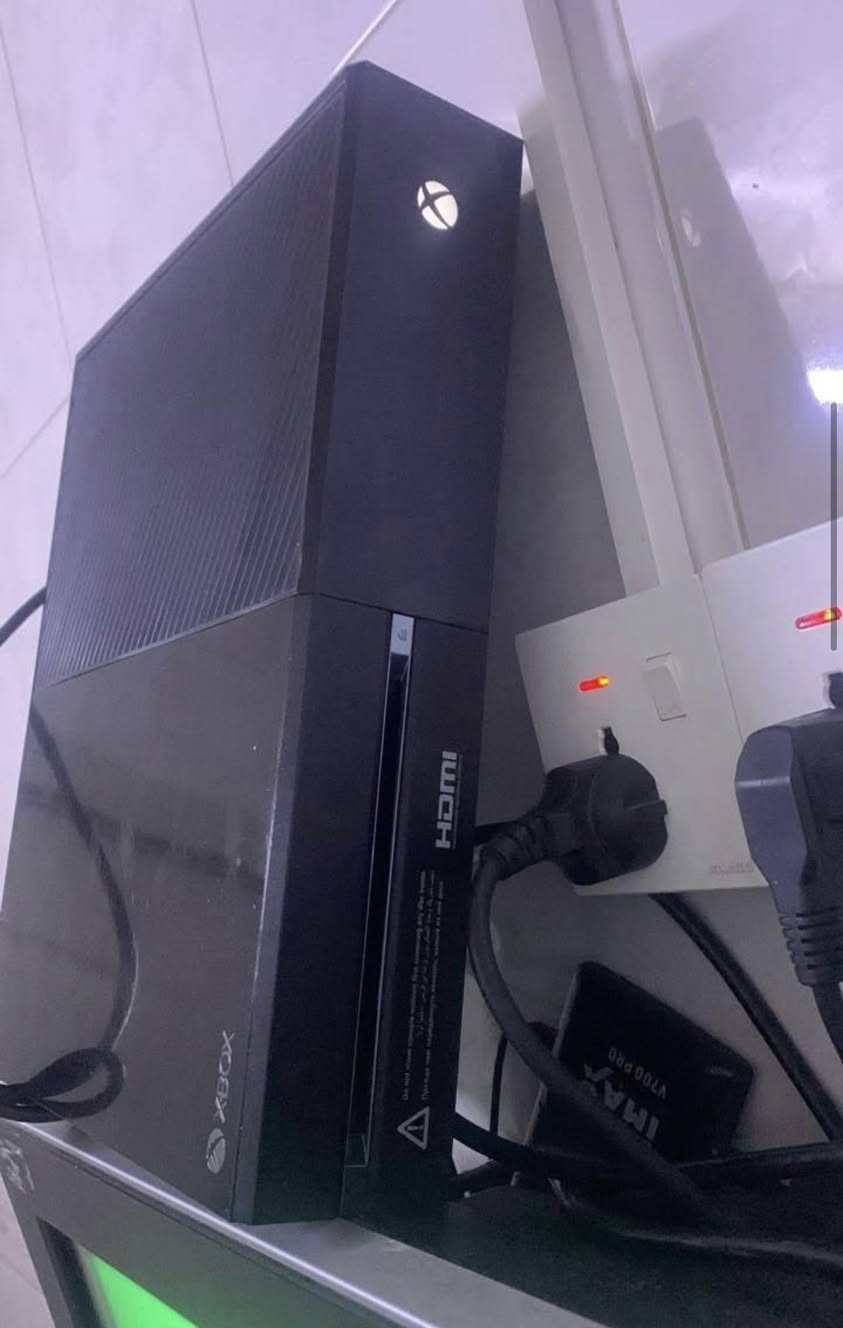 *********** سعر 100 ￼
