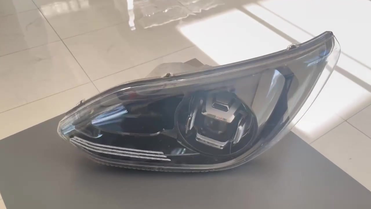 SETRA 517 HDH Top Class

Driver's side headlight

( He is in good condition )

The price is €1600


**إذا كنت صاحب هذا الإعلان وتريد حذفه لأي سبب، رجاءا أرسل رسالة إلى الدعم الفني**