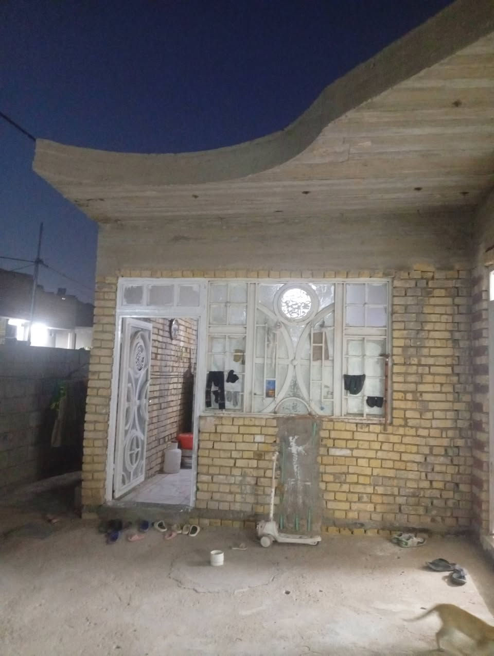 بيت مصفر بلنوار على السده للاستفسار الاتصال‏‪0780 550 6057‬‏
