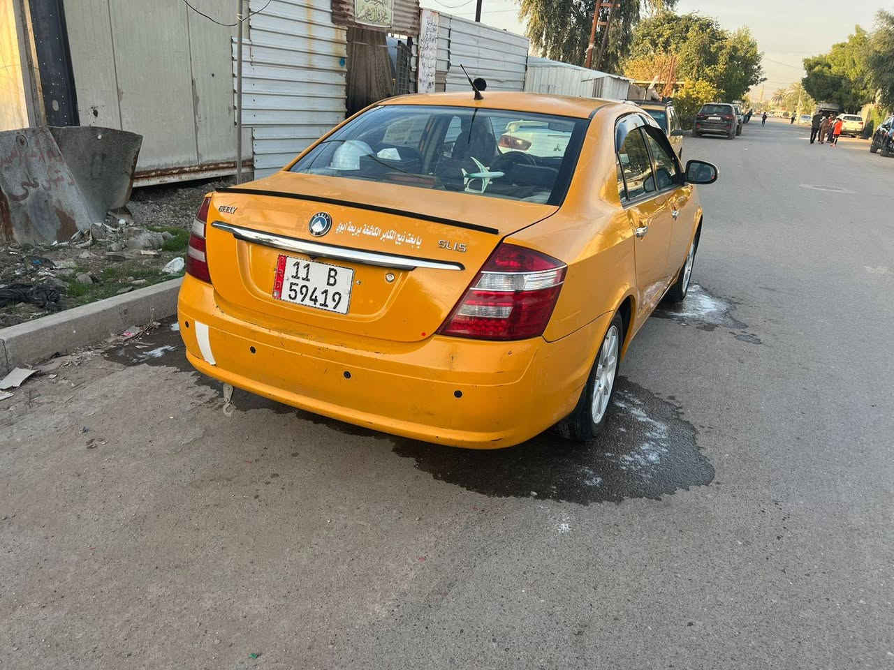 السلام عليكم ورحمة الله سياره جيلي مابل موديل ١٢ مصفر هيئة وغرامات سنويه جديده رقم جديد بيها تبخير وبيها ضربة بالخشم من جهة السايق السيارة بلاد ولاقطعة مبدلة بيها مكانات جراد غرفة جديدة السعر ٤٣ ورقة سيارة مال جناي منظومة تبريد جديدة هذا الصيف مبدلها تايرات تخم جديد اعتذر عن الاطاله ربي يرزقني ويرزق الجميع رقم هاتف ***********
