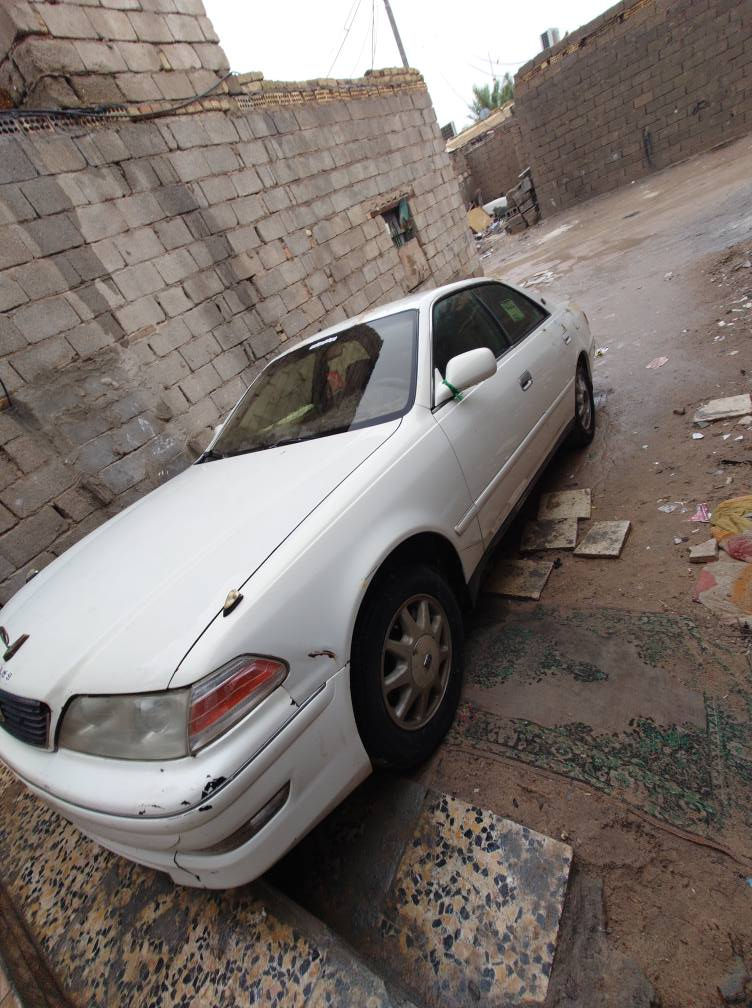 السلام عليكم مارك موديل 96 السياره بلاديه مكفوله من الضربه والصبغ ولاصوليات تبريد ثلج حداديه جديده محرك وكير ونجي جدد رقم البصره سنويه ل 28 شرط تحويل  سياره نضيفه مال جناي عنواني البصره كرمه علي السعر 38مجال قليل مستعجل عل بيع للاستفسار ***********
