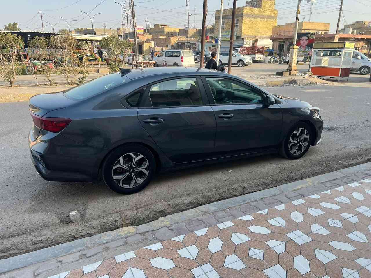 � للبيع — كيا فورتي 2020 🚗
الضربه موضحه بلصور بدون أيرباك 

محرك 2.0 لتر 4 سلندر اقتصادي

▪️ دفع أمامي (FWD)

▪️ شاشة معلومات أمامية

▪️ كاميرا خلفية

▪️ بلوتوث + USB + AUX

▪️ تحكم من المقود

▪️ مثبت سرعة

▪️ مرايا كهرباء

▪️ نظام مانع الانزلاق (ABS + ESC)

▪️ إنارة LED أمامية وخلفي

المكان الناصريه الرفاعي 

اي استفسار اتصل على هذا الرقم

السعر 128

‭0771 169 7362‬
