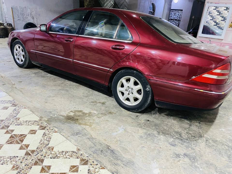 للبيع مارسدس 2002 محرك 6 350 رقم بغداد قرار 48 ونفتح تسجيلها عندي اواجهك وية صاحب الوكالة العامة اخلي يحولك يعني احجز وحولها بسمك مكانها بغداد سعرها 60 هاتف *********** بي واتس
