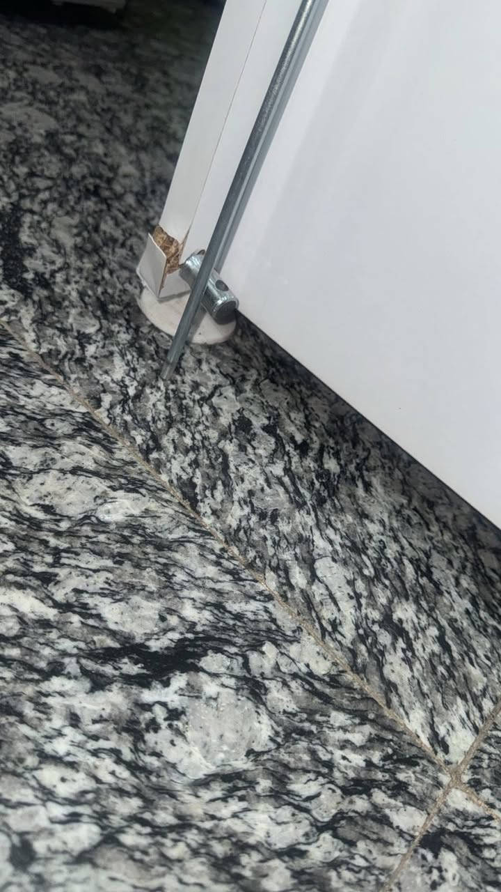 السلام عليكم كاروك مال طفل السعر 100 قفل مع للدوشك ++الضرر بس الرجل متكشطه وهاي الخشبه وحدة مكسوره وثانيه مابيها شي المكان شهداء السيديه شارع السمكه


**إذا كنت صاحب هذا الإعلان وتريد حذفه لأي سبب، رجاءا أرسل رسالة إلى الدعم الفني**
