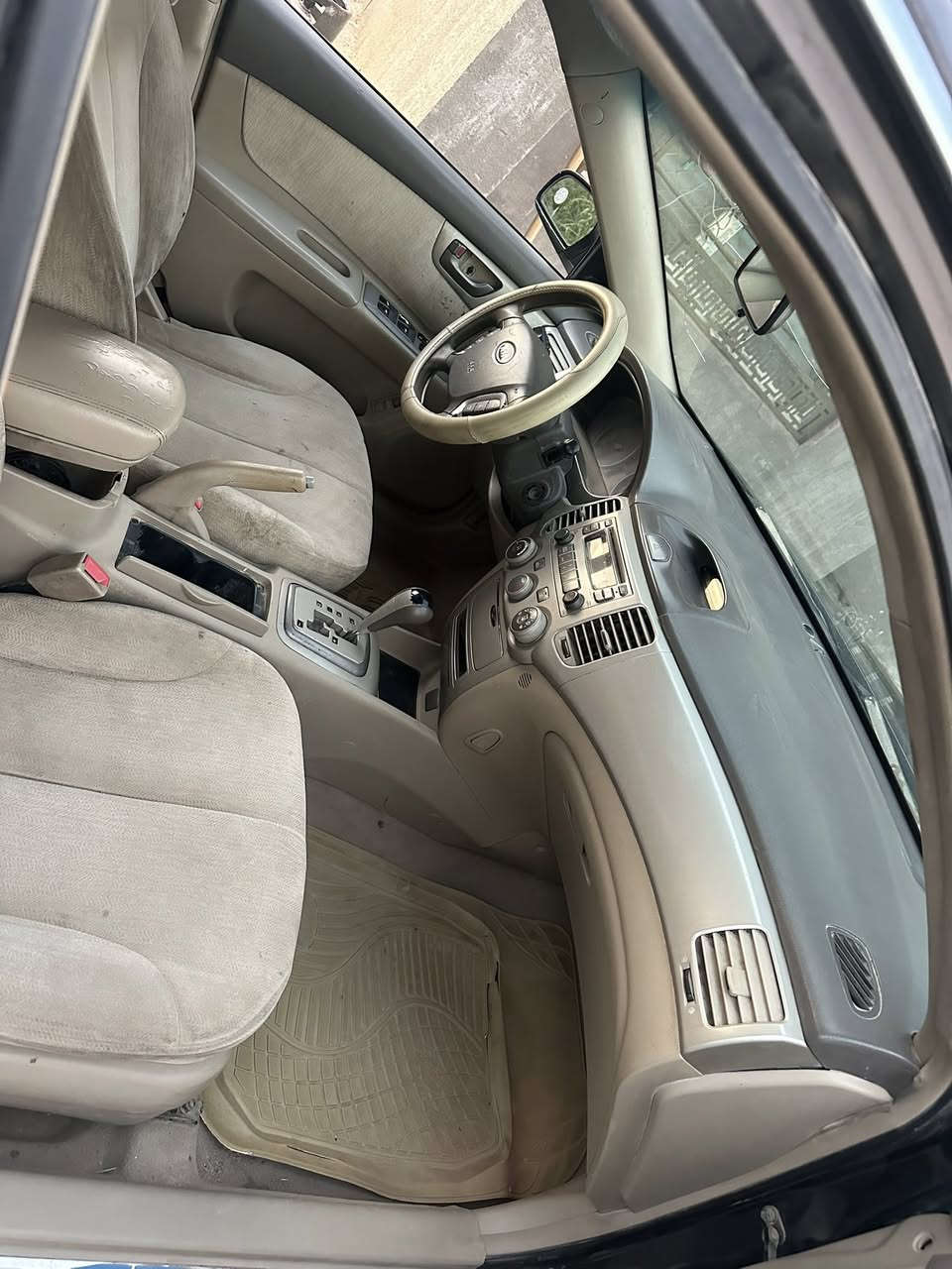 السلام عليكم كيا أوبتيما للبيع موديل2006 رقم بابل بيها صبغات تخم تاير حداديه نضيفة المكان بابل السعر 80$وبيها مجال حك الجيه 
الاتصال 
***********

***********
