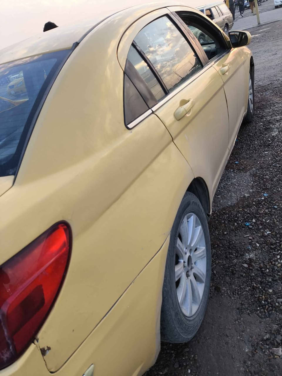 سي 200 مديل 2010 رقم ديالى سنويه 2027 مكينه وكير بلاد 2400 اربعه سلندر
بدي نضيف دواخل حلوه بيها مشكله تشتغل عندي الصاعقه مكاني بصره كزيزه سعرها 45 ورقه *********** الزبير, البصرة
