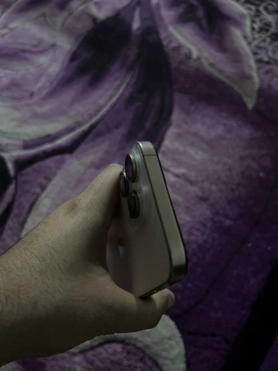 السلام عليكم
16 pro max
سعر  675 بي مجال بسيط
شرق اوسط ماستر
AE/A
بطاريه صارت ٧٩ اليوم
ضهر فطر خفيف مماثر
فيس ايدي واكف
مبدل شاشه نوعيه زينه مرتبه
256
كيبل وكارتون 
سعر 675 بي مجال بسيط!!
***********
مكاني ديوانيه 
وبغداد اكدر اودي بيد سايق للعلاوي بس
