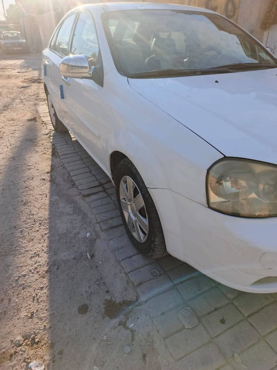 سلام عليكم وابترا للبيع شركة للعامه 20011 رقم بغداد مشروع وطني سياره حلوه وخير من الله محرك وكير مكفولات تخم تاير صدر إمامي وخلفي جديد تبريد وتتدفئه شغال مكفله من ضربه وتبديل  سعر 73 وبيهه مجال عنوان بغداد جميلة   استفسار ***********
