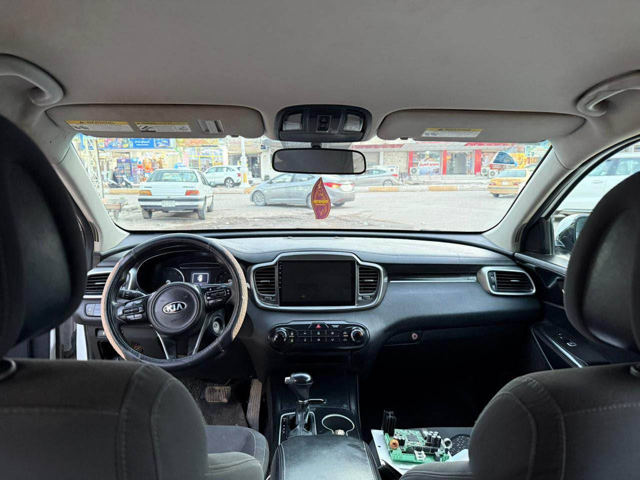 سورنتو 2016 وارد امريكي 
محرك 4سلندر 
4راكب
الحادث كما موضح بسونار 
السعر 160
العنوان 📍الناصريه مركز حي الحكيم قرب مطعم الحوراء 
رقم الهاتف ☎️*********** ناصرية, ذي قار
