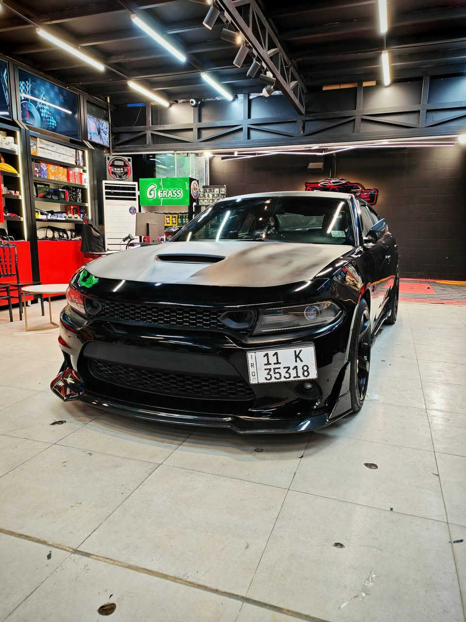 جارجر بوليسي 2019 v8 رقم بغداد دولي بأسمي ماشية 83 الف
دعاميات SRT امامية خلفية ودركة SRT 
ويل نجمة 20 جديد كارتون
منضومة تبريد كاملة راديتر وفريز راديتر srt مراوح srt اصلي وكالة
رادرات جانبية 
حساسات خلفية 
لد متغير تحكم بالموبايل 
منضومة غاز 
تشغيل عن بعد 
سستم كاربون فايبر
ولف حماوة ريسنك
 اكزوز تحكم ريمونت 
برمجة مصطفى ايكل سيفتي
مكينة كير مكفولات 
ضرر السيارة قطعتين البنيد وباب الصدر وبيها سونار 
مكانها بغداد  
السعر 178 ورقة 
الاتصال ***********
