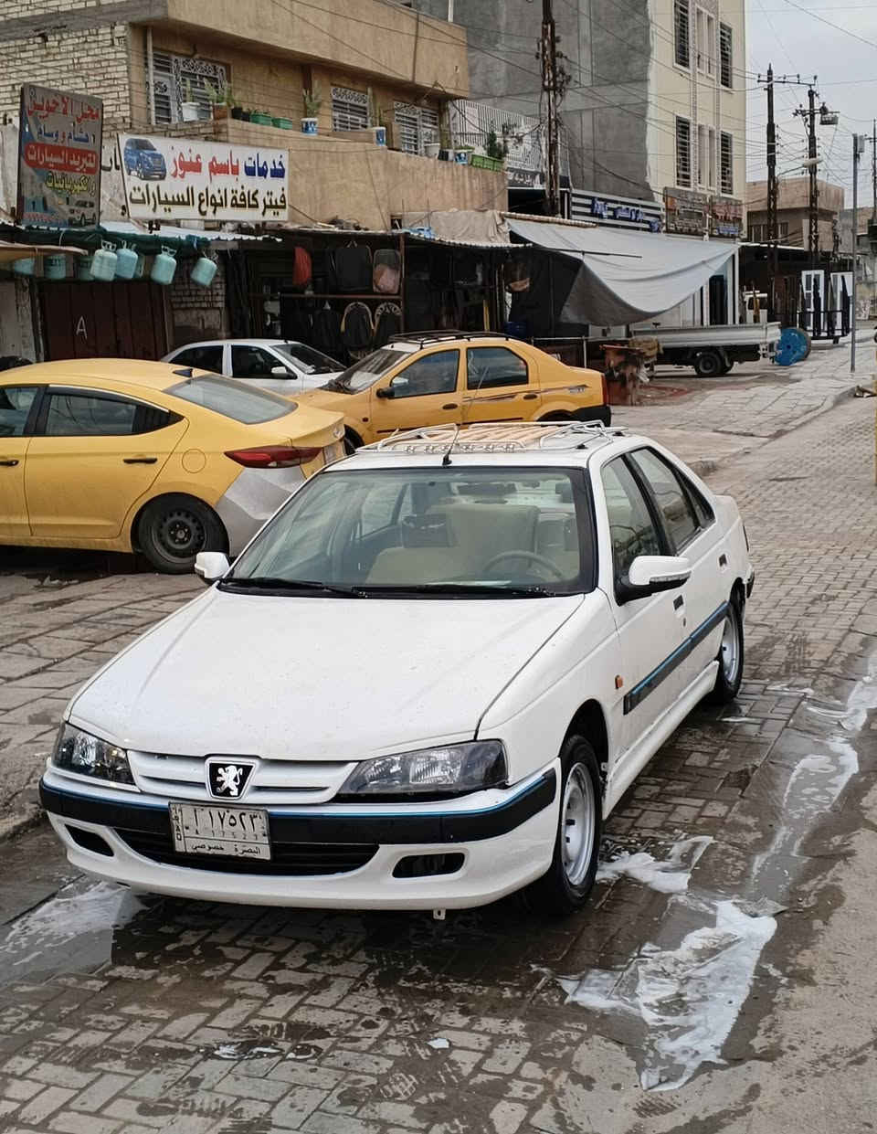 السلام عليكم سياره للبيع بيجو بارص مديل 11 سياره جاهزه معوزها دينار رقم بصره مسلم الارقام لبارحه معامله جاهزه باقيه فقط بصمه تستلم ارقام وسنويه تبريد شغال كير مكينه خير من الله تخم تاير جديد ويا السبير صدر امامي كامل صدر خلفي كامل كلج جديد كير فرنسي السياره شوفت عينك بيها صبغ بل بنيد وبل جنه هلاالات معمره جاملغات الاماميه مبدله والبلاد موجودات دوشمه جديده ادامه كلهى كاملا جديده مشط ستيرن بور ستيرن السياره محدثه 2018 رقمي *********** مكاني بغداد البياع حي المواصلات
