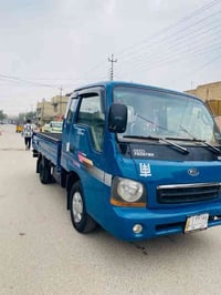 شاحنة موديل 2000 • مكينه وكير ممتاز • تايرات كورية