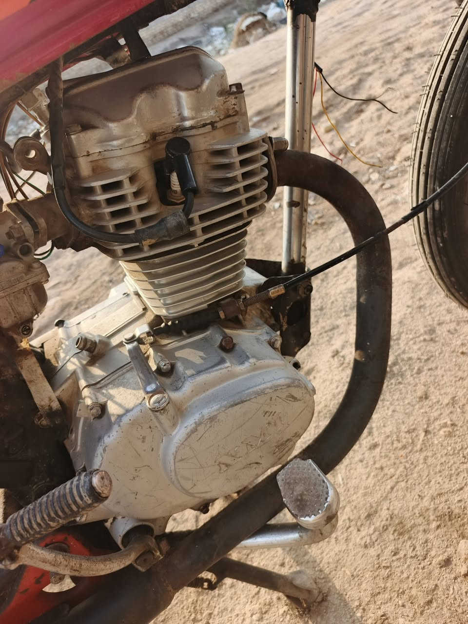 دراجه نامه للبيع دراجه نضيفه عوزه شغلات بسيطه الدراجه كلك السعر 300 ***********
