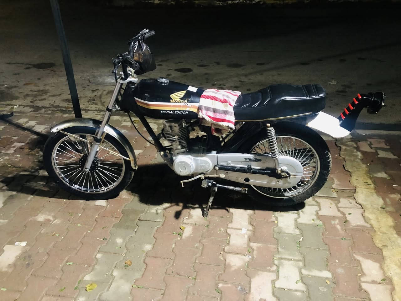 سلام عليكم نامه مديل 24للبيع مثل ما واضحه بصوره السعر 400شراي اتصل ***********
