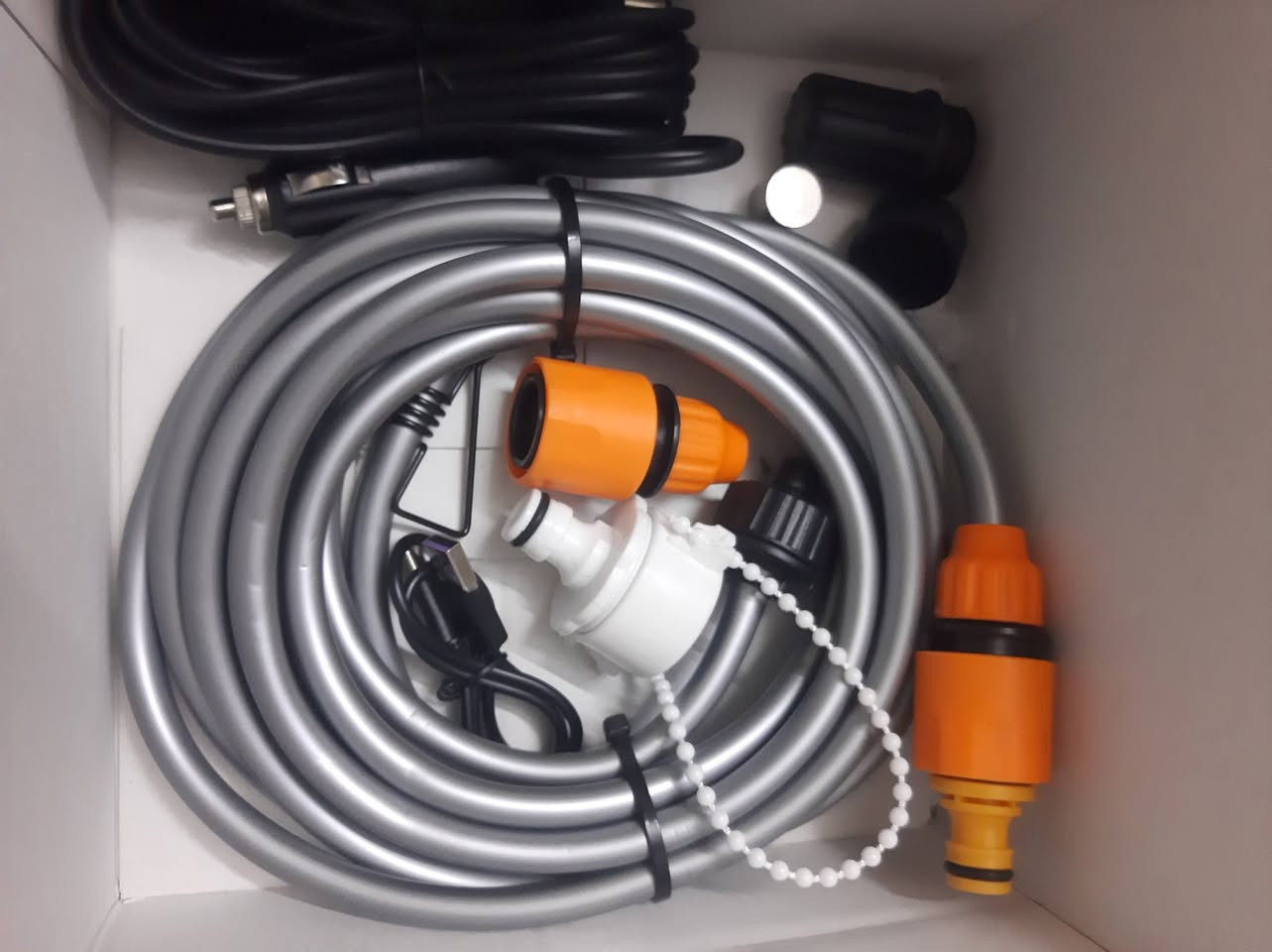 السلام عليكم اخوان  متوفر فاره اصليه شحن ماركه    بقوه بطاريه داخليه  4000 ملي امبير     مقبظ  متحرك    مع كامل الملحقات     السعر 50  الف


**إذا كنت صاحب هذا الإعلان وتريد حذفه لأي سبب، رجاءا أرسل رسالة إلى الدعم الفني**