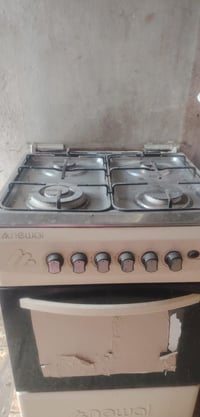 طباخ نوال سعره 120وبي مجال حك الجيه شغال على فحص  07800546783