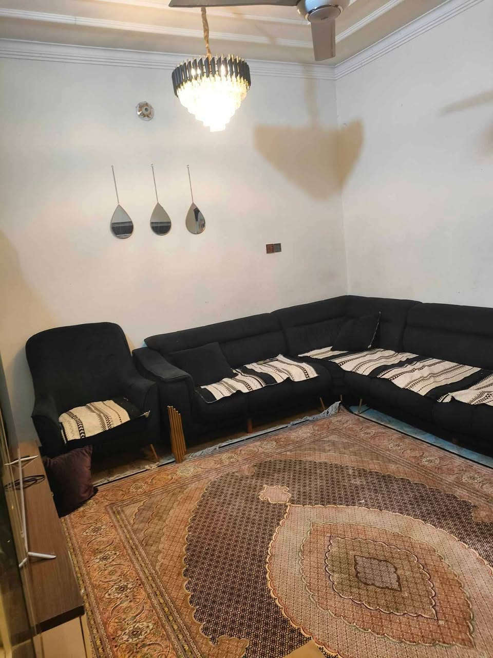 بيت حي الصحه قرب المدهش ***********
