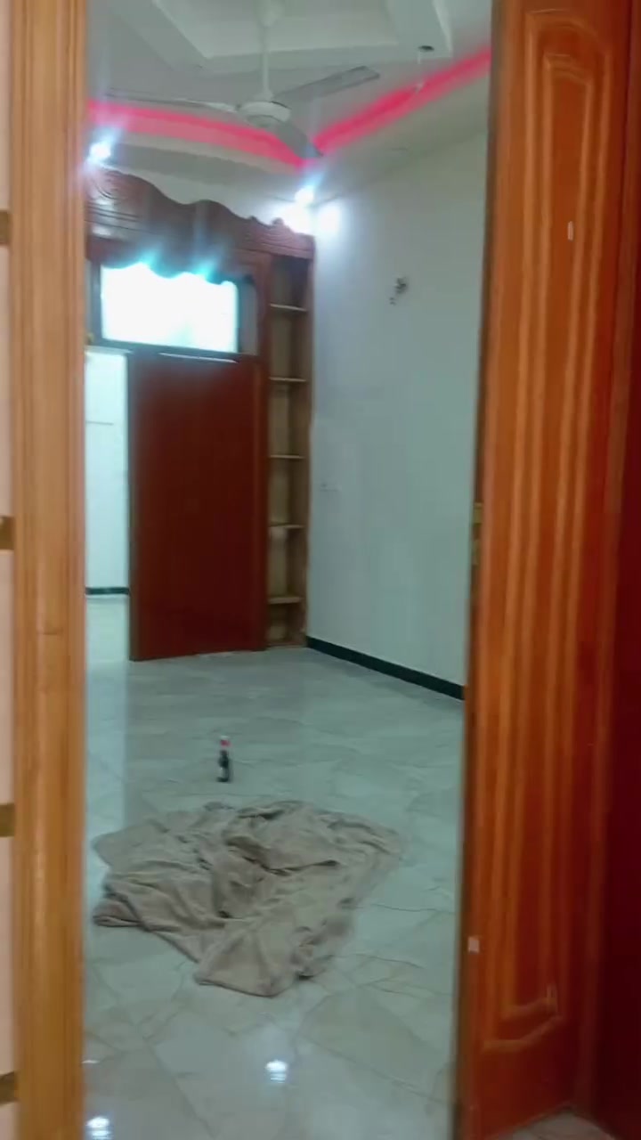 بيت ١٠٠م طابق واحد طابوك بناء درجه اولا على طريق زوار الحولي سيد جوده يصلح حسينيه لخدمت زوار قرب مستشفى الكفيل استفار او سعر عل خاص او ***********

