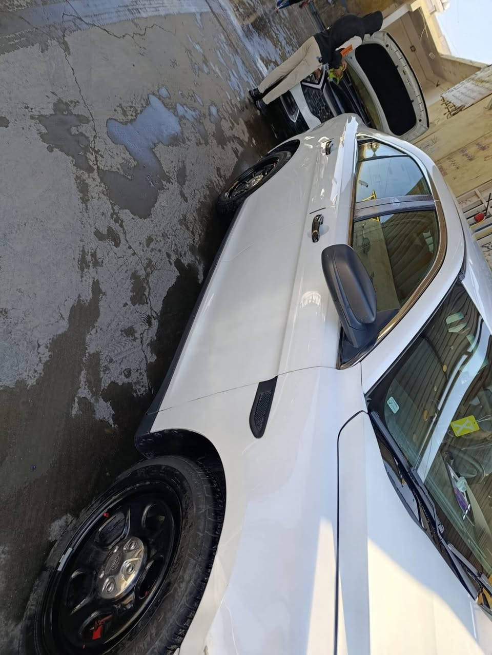 فورد تورس بوليسي رقم اربيل مديل 2019
سيارة نظيفة استخدام شخصي
الحادث شوي من البنيد جهة اليمين
ماشية 160الف كيلو
السيارة موجودة بغداد الغزالية
***********
