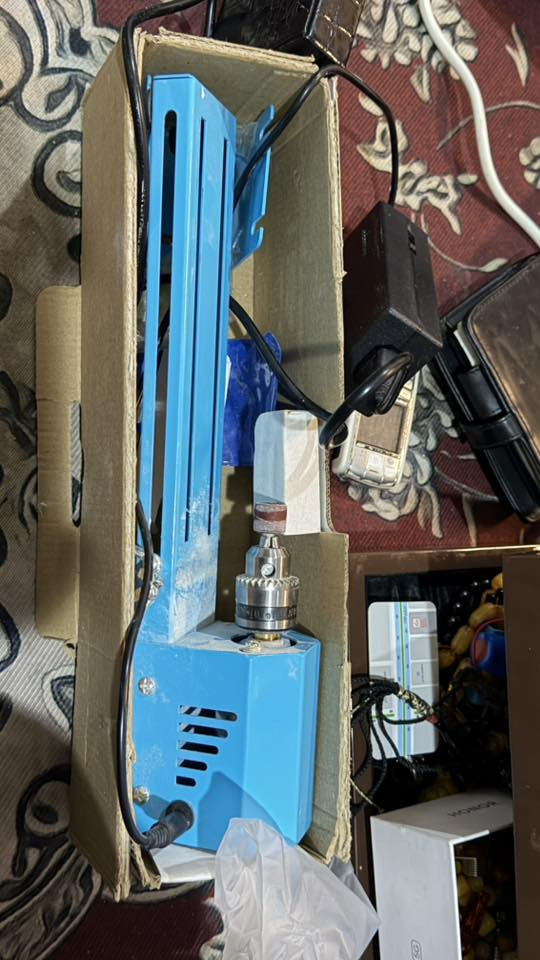 لسلام عليكم عندي بضاعه باله كويتيه عطور وسبح وخواتم وساعات الساعات بيهن ذهب أبيعهن كلهن جمله للتواصل *********** وتساب
