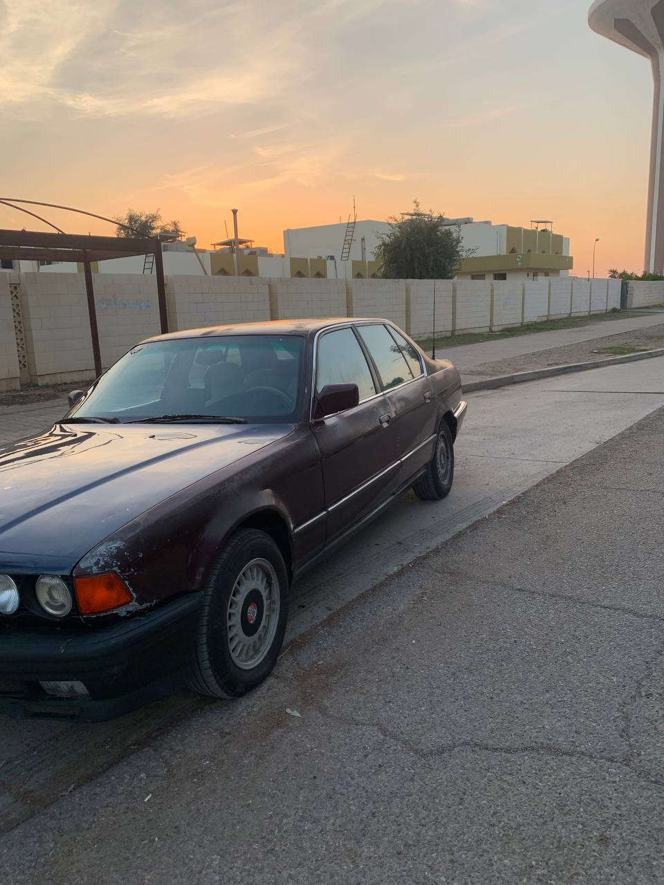 سلام عليكم BMW حجم 730 للبيع
سياره جاهزه مابيهه اي نقص فقط البك ياخر 
محرك صدر تخم تاير سياره جاهزه 
تحويل مباشر اترايك وين ميعجبك 
موديل 91 العنوان تكريت 
السعر 27 او بيهه مجال بصيط للاستفسار اتصل ***********
