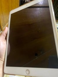 آيباد ٨ • ١٢٨ • مراوس