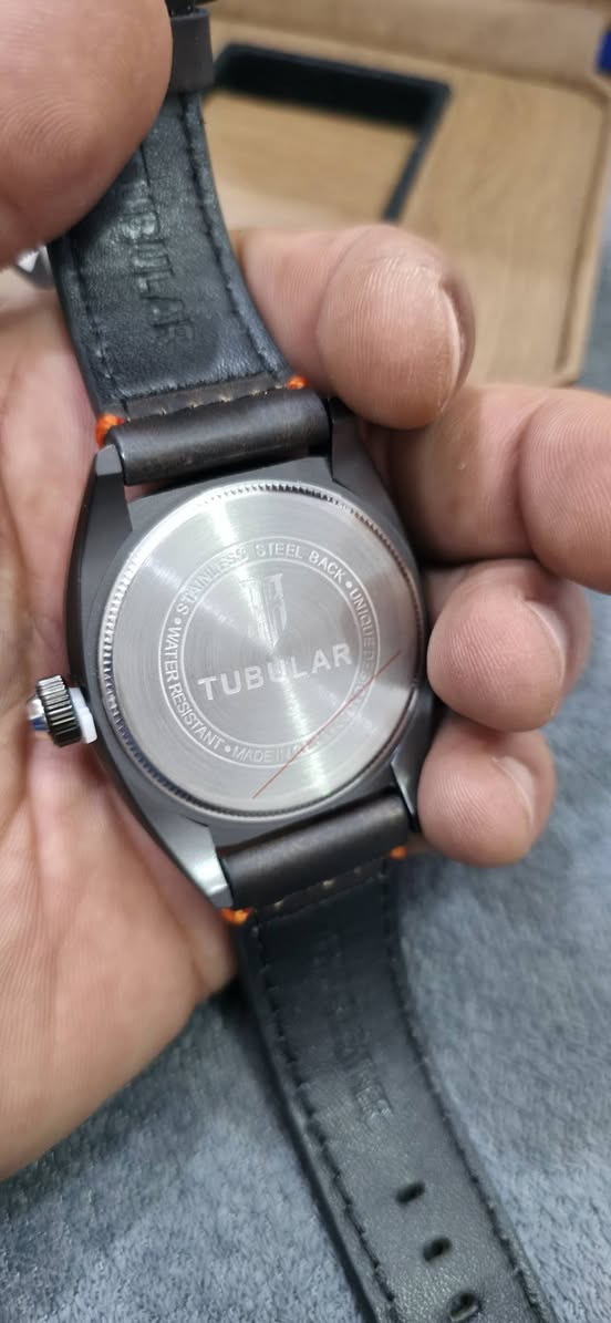 توبلرTublar
سير جلد  اصلي مختم ، قطر ٤٤ 
منفذ شهري ، كرونو ميتر ، سنتر ثواني منفصل ، مختمه بالكامل
السعر 35 الف عل أول تم


**إذا كنت صاحب هذا الإعلان وتريد حذفه لأي سبب، رجاءا أرسل رسالة إلى الدعم الفني**