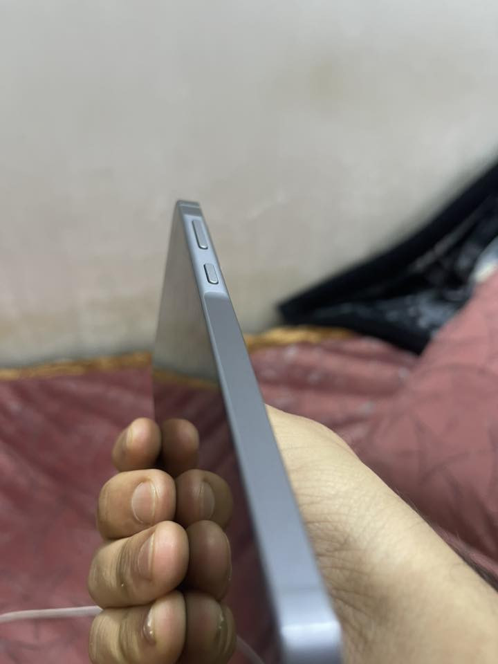 سلام عليكم
جهاز للبيع سامسونج A56 5G جهاز يخبل جهاز استخدام قليل قبل شهر أخذته من الوطني الله شاهد حهاز مميزات هواي ذاكره 256 سعره 425 وبيه مجال مكان ناصريه مركز شموخ 
رقم ***********
