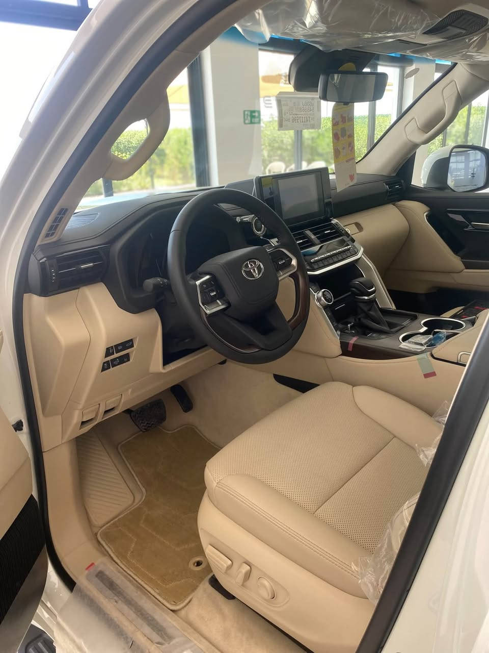 لاندكروزر gxr high limited 26 زيرو 
موديل ٢٠٢٦
زيرو مماشيه 
وكالة منفسيت جنوبي 
ضمان تويوتا العراق 
٢ سنتين صيانه مجانية
٣ سنوات ضمان كير ومحرك و كهربائيات 

للاستفسار أكثر عن التفاصيل للاتصال عبر الرقم التالي
***********
