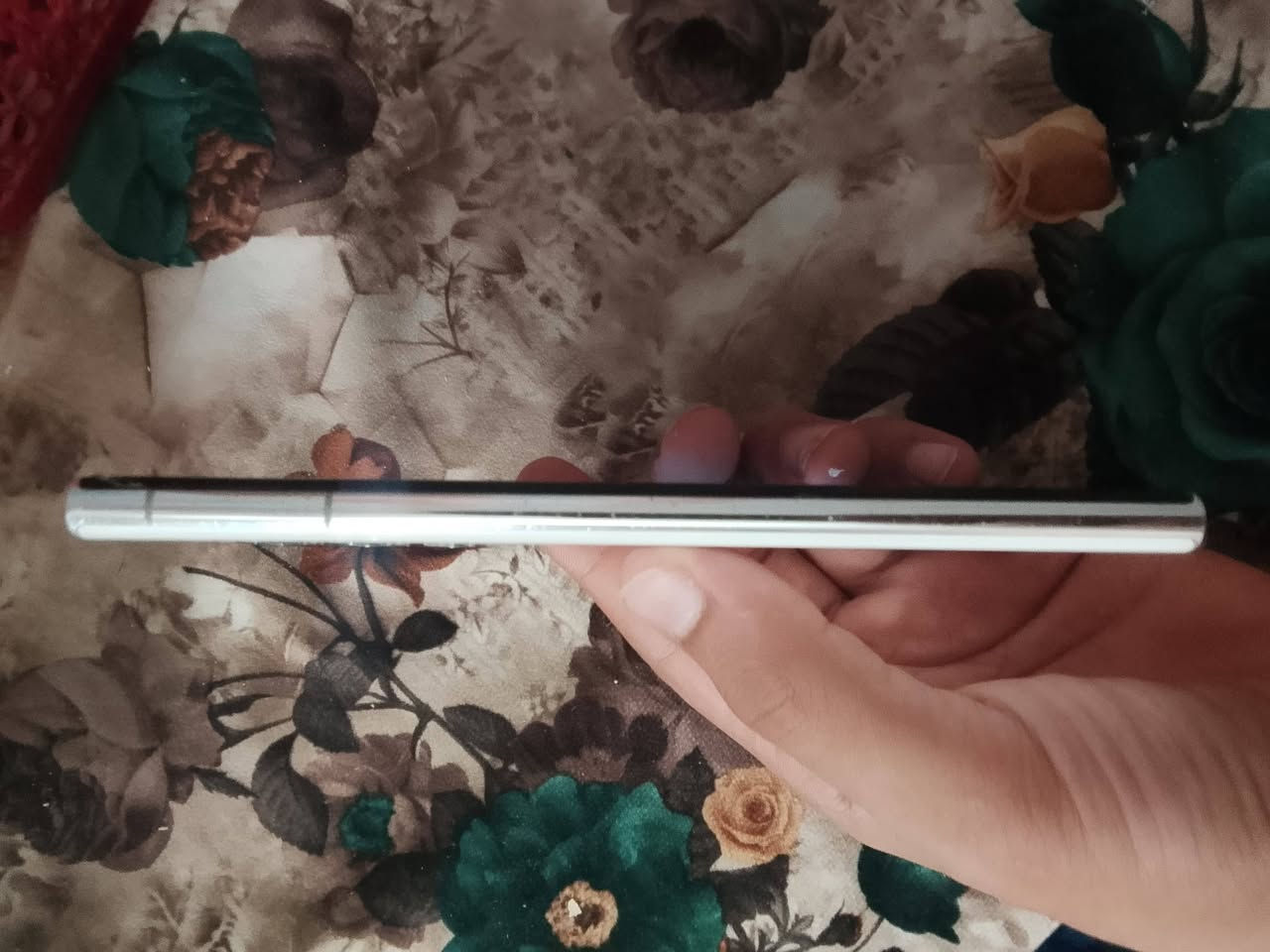 سلام عليكم التر ٢٢ البيع بعده بجيس وعلي زلغ ما بي جهاز فقد بي فطر بلزكه بلزكه جهازه بعد كارتونته وياه بس شاحنته مو وياه فقط شراي يجي خاص رقم ***********
