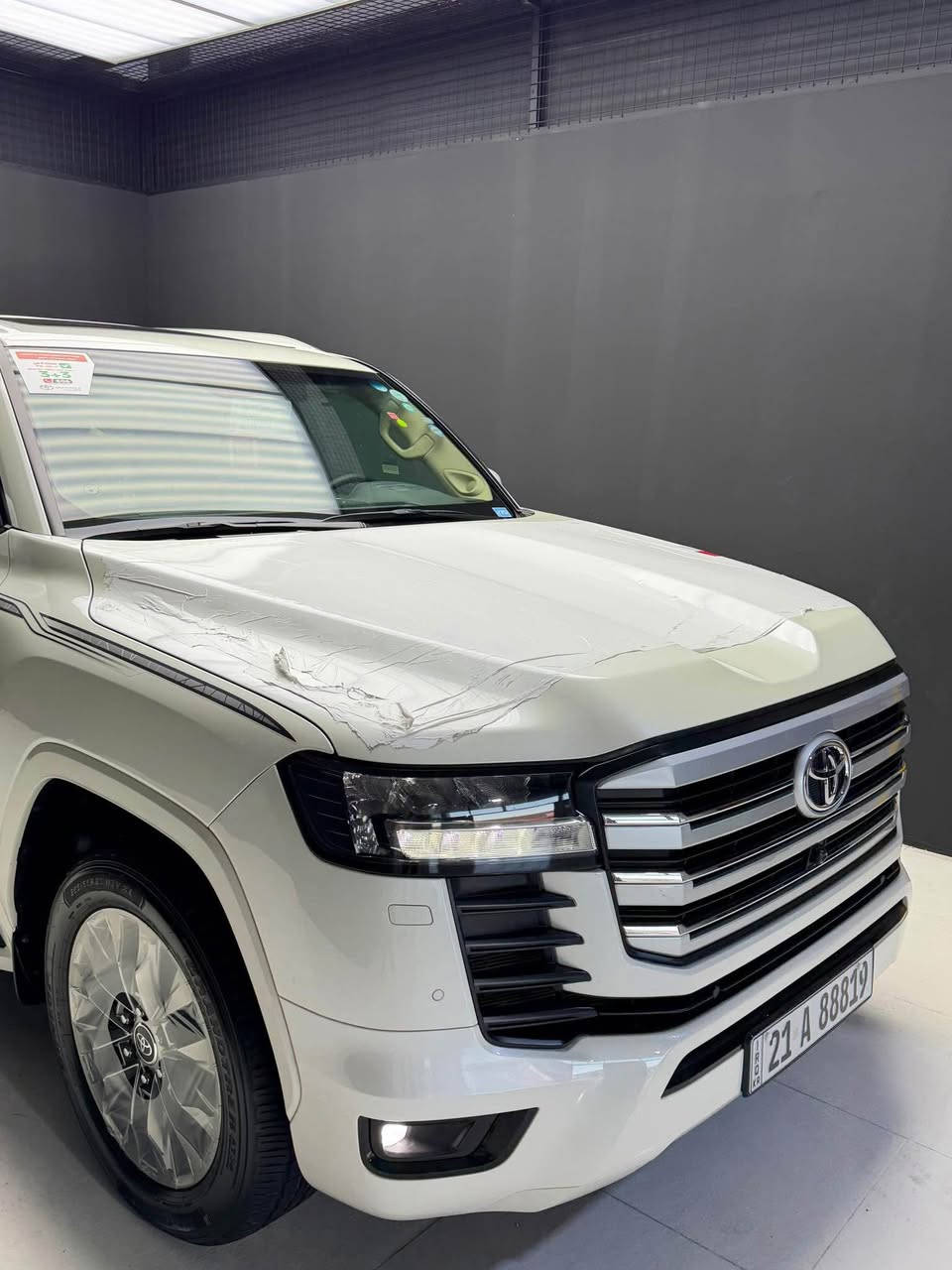 ‏  TOYOTA Land cruiser 2023 Twin Turbo plus
‏31,000 KM📦
🔻ارخص سعر بكل العراق
(توین توربوو)  GX.R پلە س
   کامل ppf
           
سعر 688$

‏‎سنة الصنع:    2023
‏‎ضمان شركة جيهـان
كل غراض بلادي موجود
٥ كاميرا 
ماشييه  34 الف  كم 
‏‎المواصفات :
- محرك 6 سلندر 3.5L توربوو
‏‎- فتحة سقف ( سلايد ) 
-٣ شاشات 
- شاشات ترفيه خلفية
‏‎- مقاعد جلد 
‏‎- مقاعد كهربائية 
- مقاعد امامية تبريد 
- ⁠تبريد وتدفئة امامي خلفي 
‏‎- بصمة الابواب 
‏‎- صندوق كهربائي
‏‎- مصابيح LED و زينون
-7 راكب 
-شحن واير ليس 
-حساس امامي خلفي 
‏‎- حجم العجلات 20 inch 
مكفول كفاله عام كلشي مابيها بل باكيت

مكفولة كفالة عامة من الدعامية إلى الدعامية  
‏‎ بدون صبخ .بدون بارد  ،بدون رصعات ،بدون حتى شخط
‏‎دعاميات هم بدون صبغ ،رمل مابي ،لحية بدون صبخ ..بقية كلها بشرط

محرك كير بشرط مامفتوح
‏‎سيارة حيل نظيفة كلشي عل بلاد لوك
‏‎سنوية زنكة كلشي جديد مدفوع لـ2029
‏‎باسمي السنوية بشرط تحويل و خرامة 
‏‎سيارة مابيـها دينار مصرف كامل من كل نواحي
رقم شيمالي 

نفسي يوم /تحويل و وكالة حاظر 
مكانك /داخل سليماني

- ⁠[hidden information]📞0770 600 0330 السليمانية, العراق
